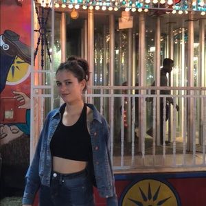 Meet your Posher, Maddie